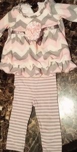 Adorable infant girl 2 piece outfit